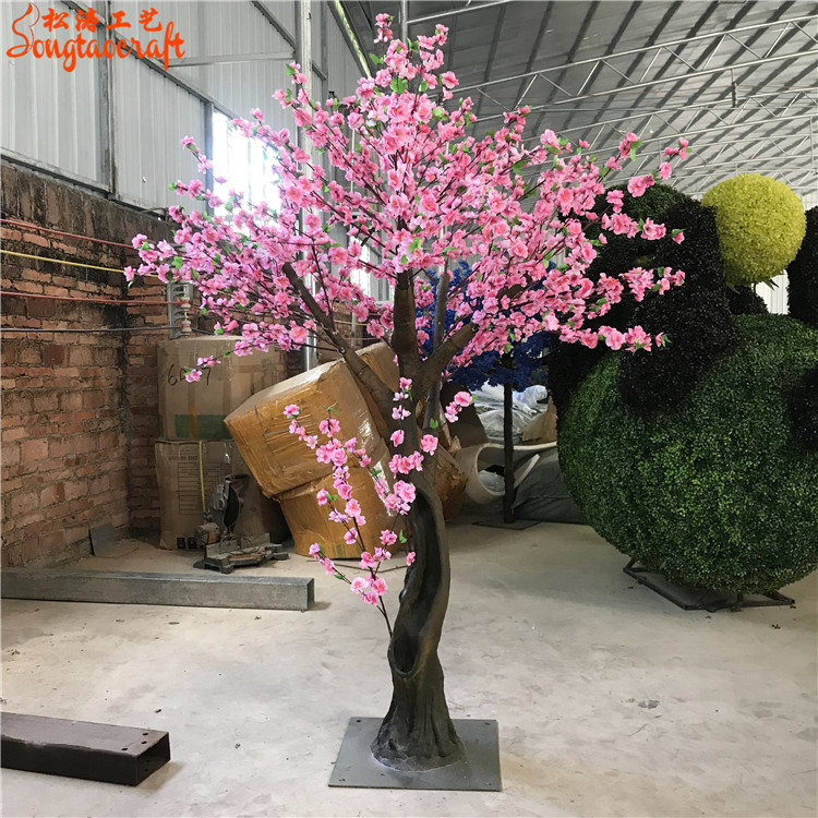 紅色仿真桃花樹