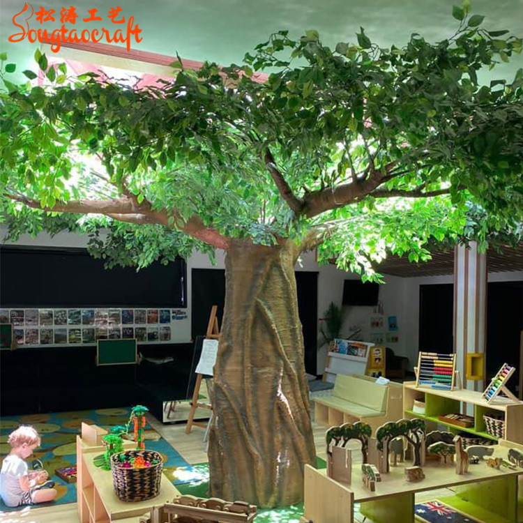 室內(nèi)仿真榕樹的出現(xiàn)讓生活更美好