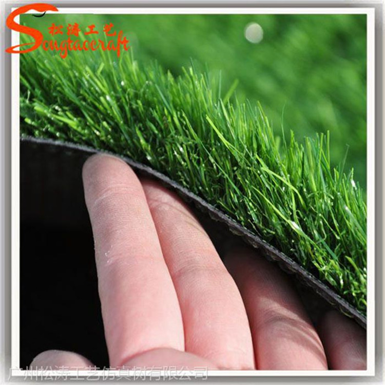 人造草坪的發(fā)展史與優(yōu)點(diǎn)