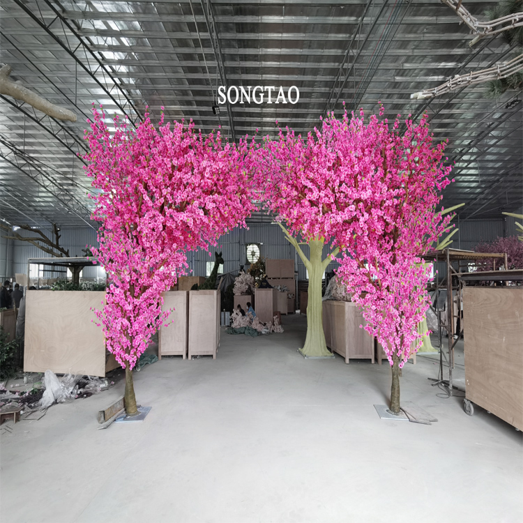 仿真桃花樹是一棵能滿足你心中“桃花源”的仿真樹